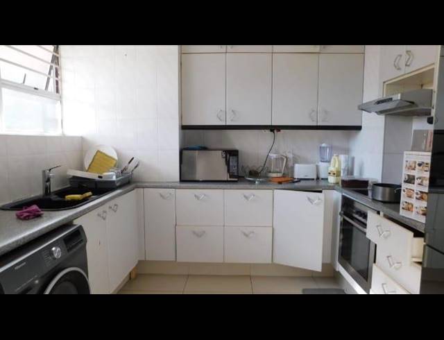 2 BEDROOM APARTMENT FOR SALE IN SOUTH BEACH